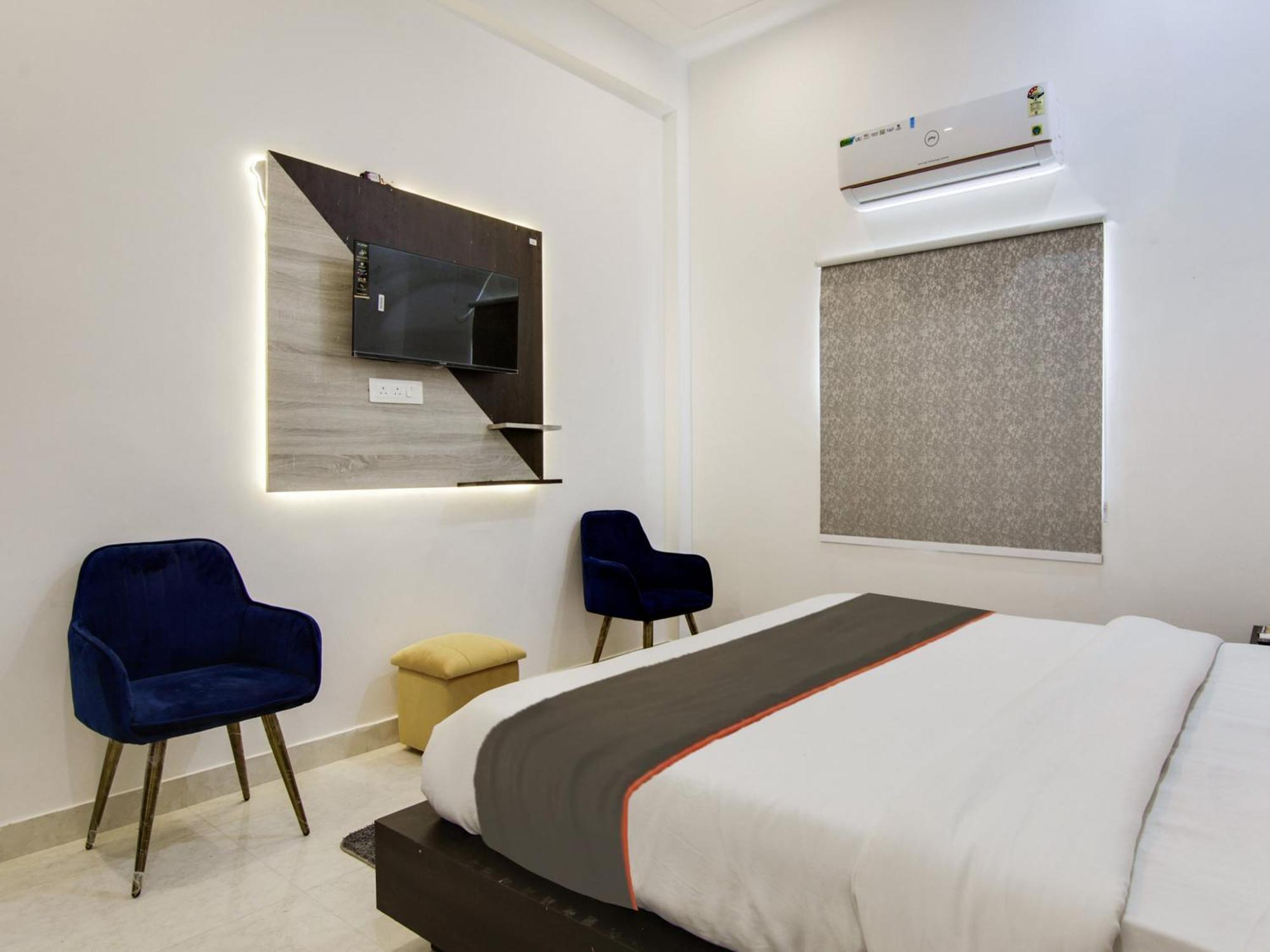 The Nines Hotel & Restro Nainital Exteriör bild